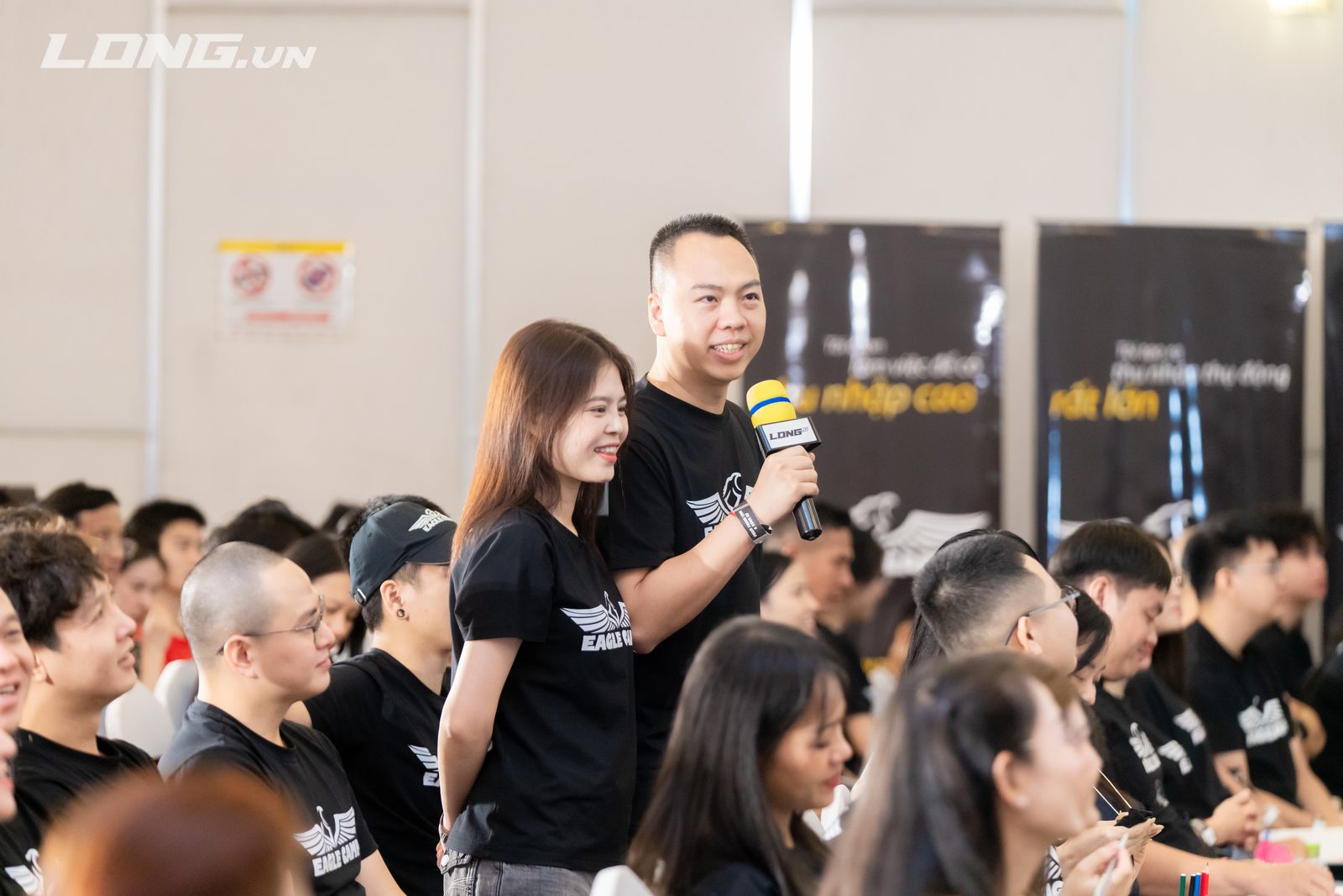 Lan Anh chia sẻ bài học từ những phiên live đầu tiên